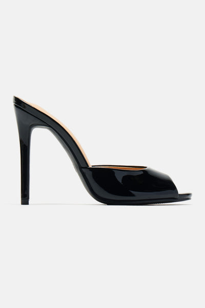 https://cdn.shopify.com/s/files/1/0293/9277/files/01-26-24_S10_25_TAMPA02_Black_CXB_13-39-02_2542_MR_ES.jpg?v=1707409821&with=400&height=600
