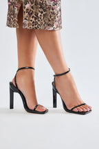 https://cdn.shopify.com/s/files/1/0293/9277/files/06-18-24_S8_23_NODRAMA_Black_ID_SS_11-49-45_88475_PXF.jpg?v=1774977336&with=400&height=600